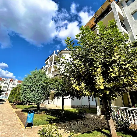 Bravo 5 Appartement Slantchev Briag